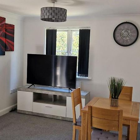 Greenhithe Cosy Apartment, Netflix And Sport Channels Buitenkant foto